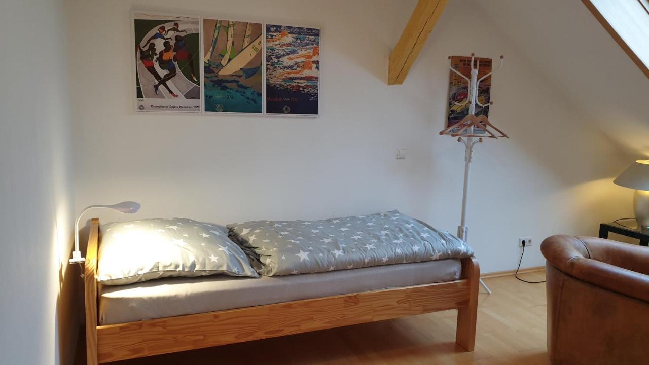 Fw Budueren Mit Oeffentlichem Wasserzugang เคทซิน ภายนอก รูปภาพ