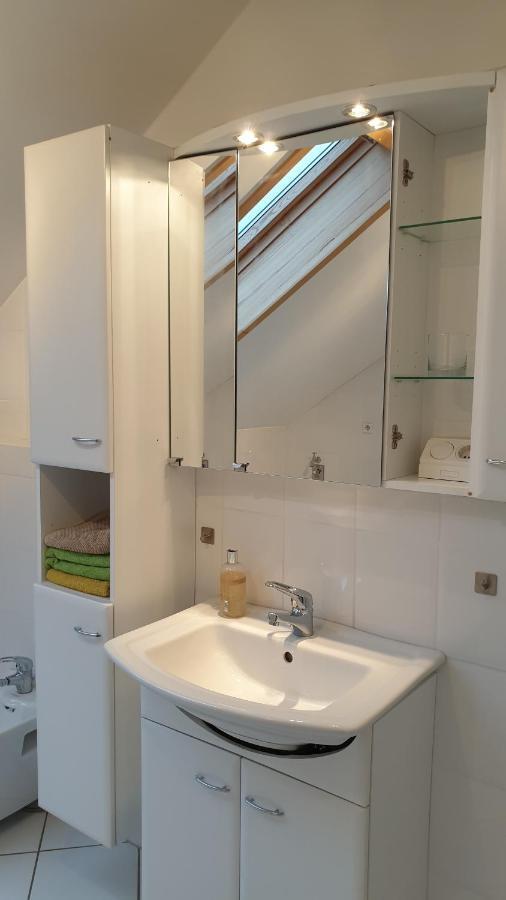 Fw Budueren Mit Oeffentlichem Wasserzugang เคทซิน ภายนอก รูปภาพ
